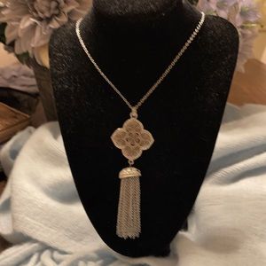 Costume pendant and chain